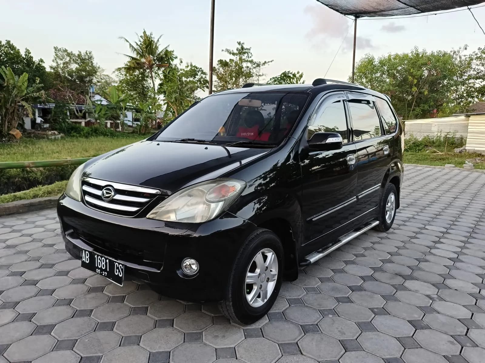 Daihatsu Xenia car rental in Batam