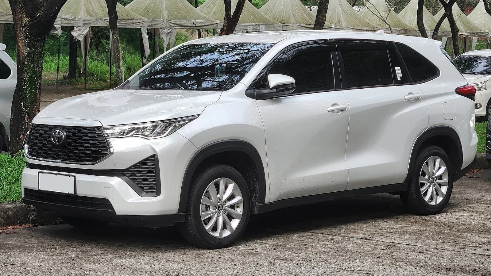 Toyota Zenix car rental in Batam